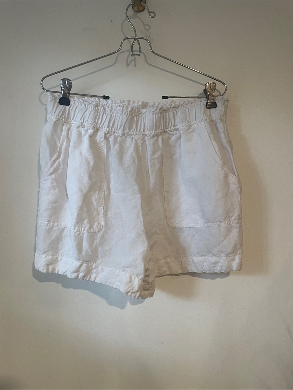 Be Cool High-Waist White Linen-Blend Casual Shorts Sz L B131